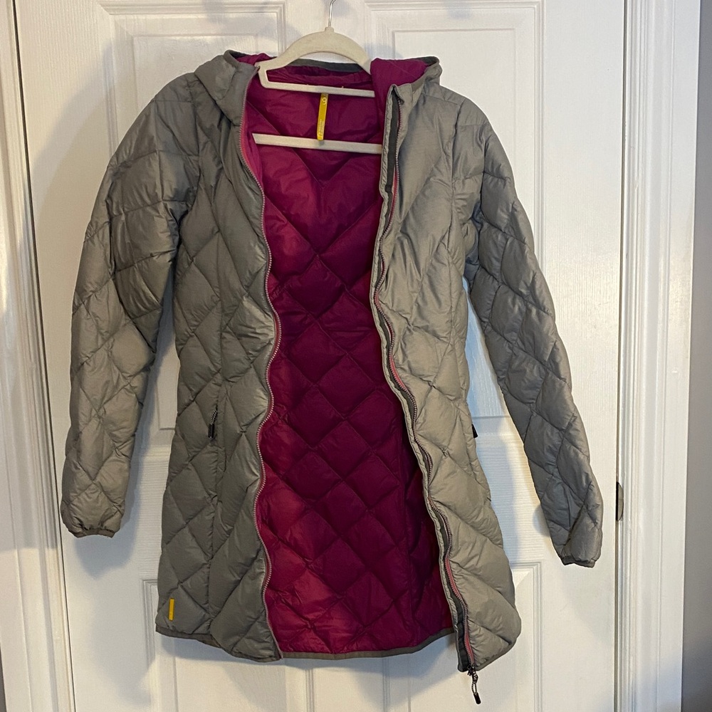 Lolë Grey Long Down Puffer Hooded Coat XS - Picture 9 of 13